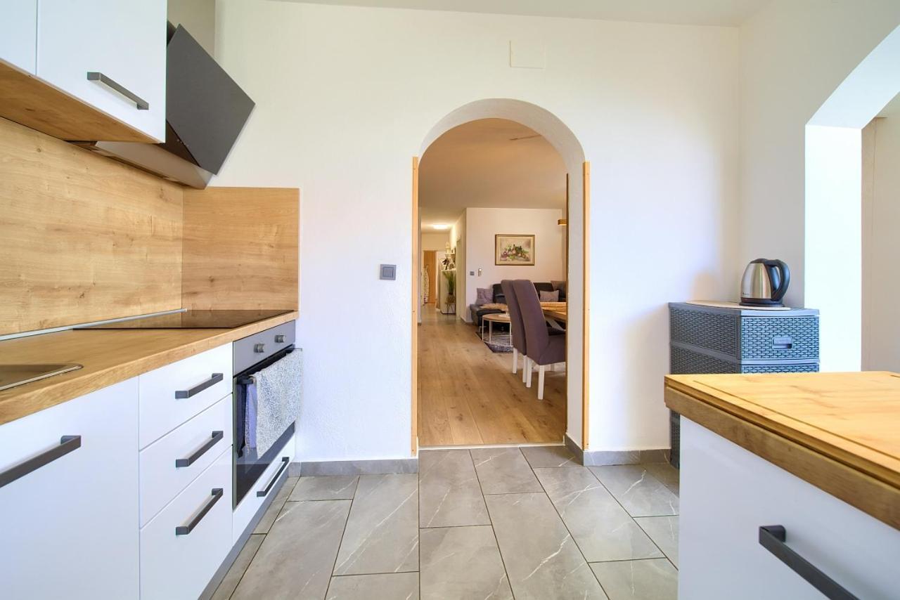 Appartment Mia Крк Екстер'єр фото